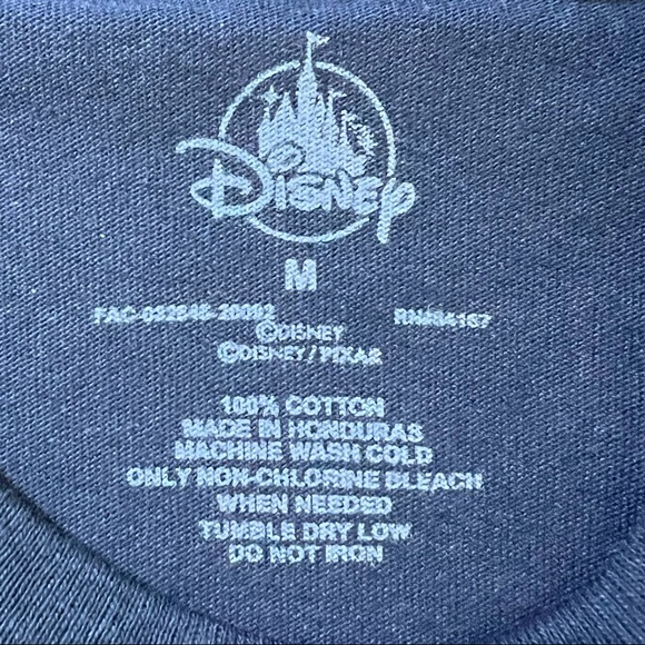 Official Disney Incredibles “Working On My Dad Bod” T- Shirt Men’s Mediu… - Picture 7 of 8